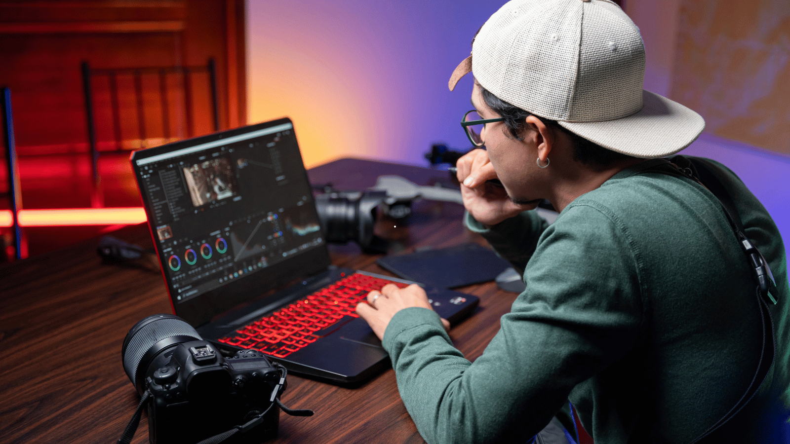 7 Steps to Become a Freelance Video Editor