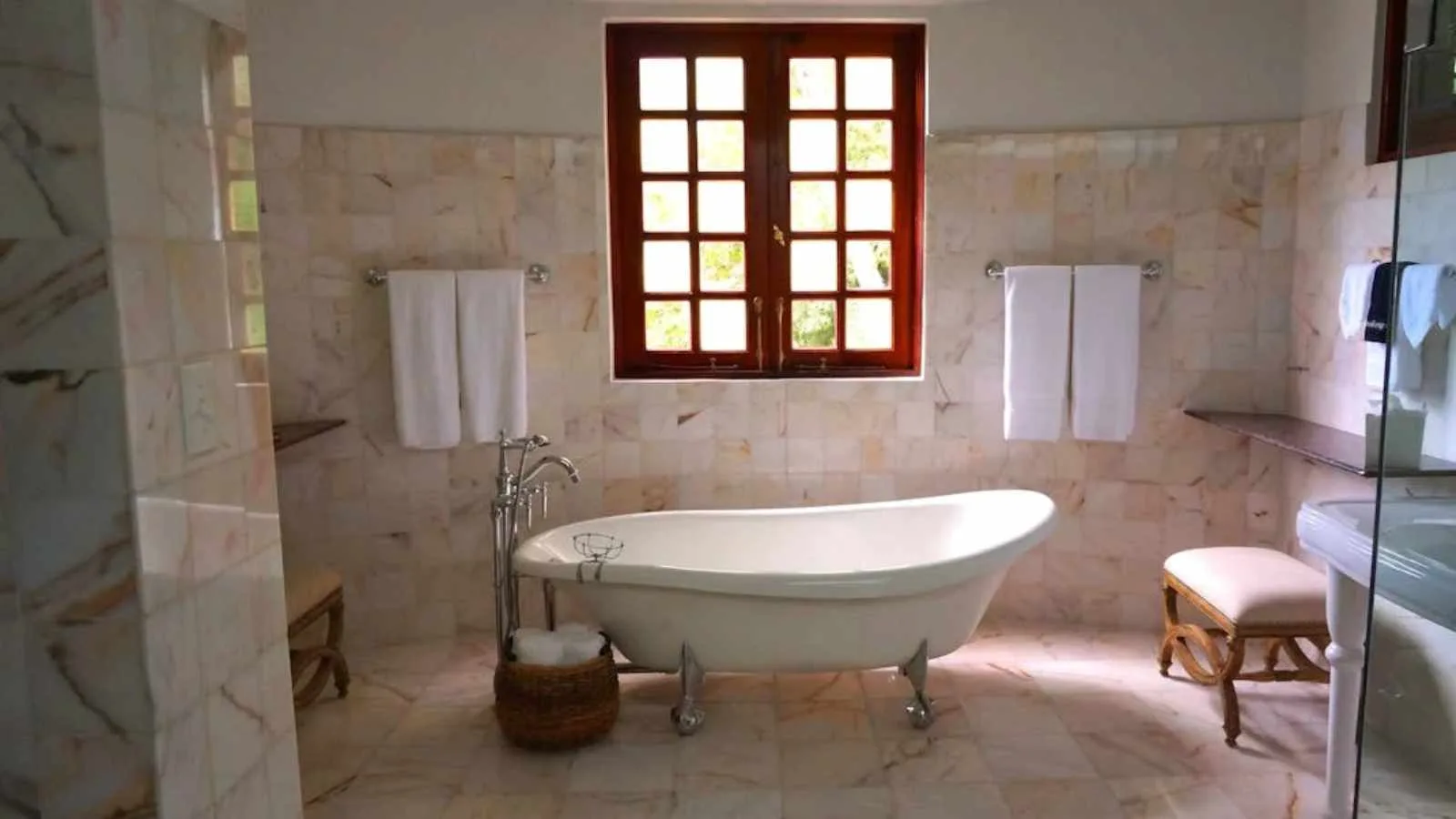 Freestanding Bathtubs Spa-like Relaxation