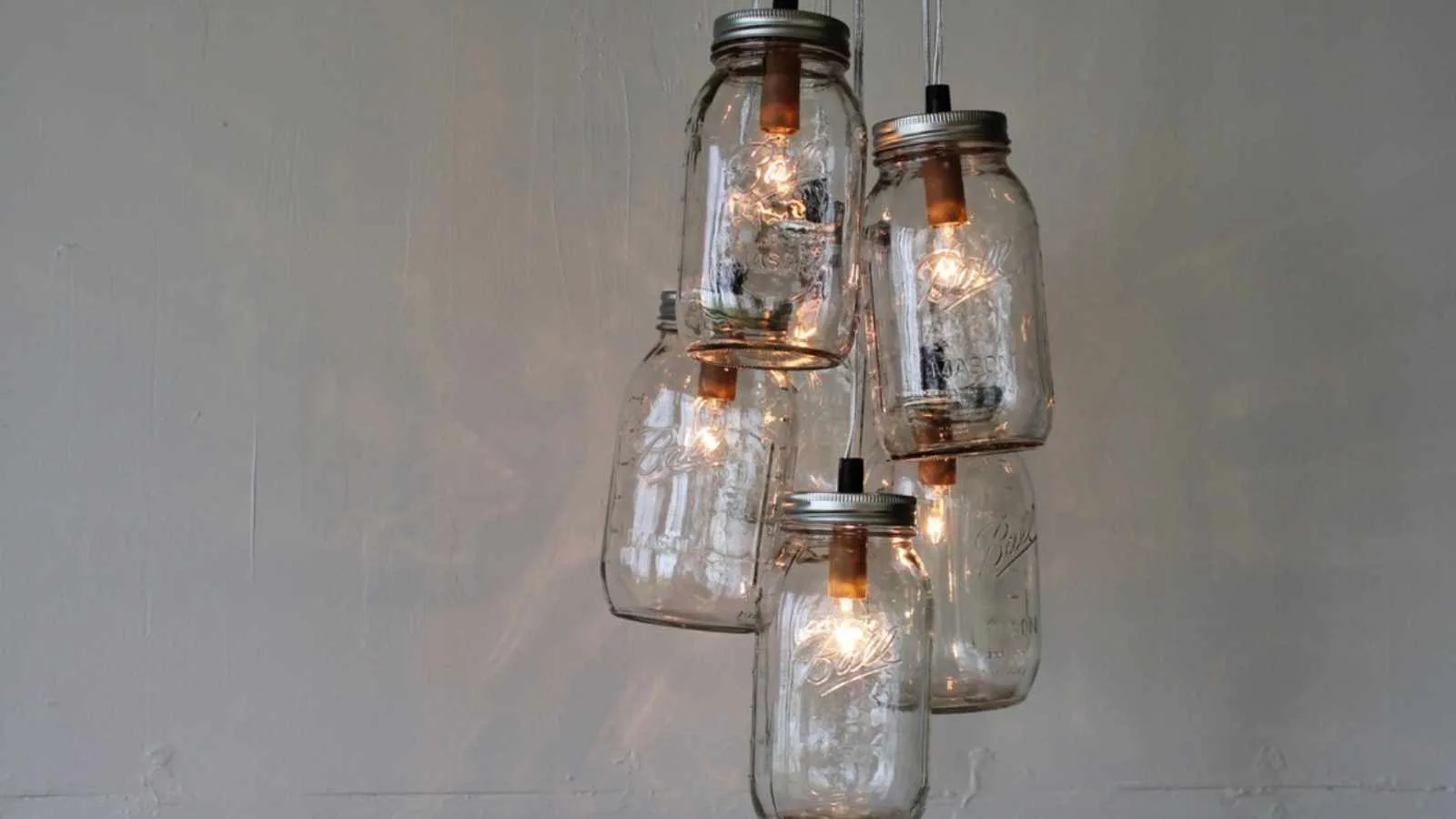 Mason Jars as Chic Light Fixtures