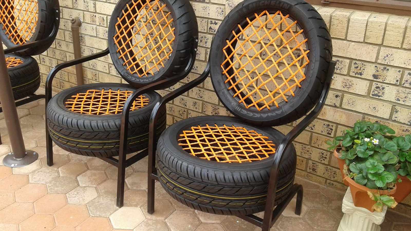 Repurposed Tires as Outdoor Seating