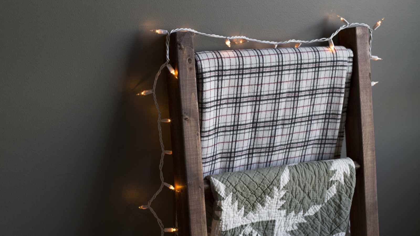 Upcycled Ladder into Blanket Rack